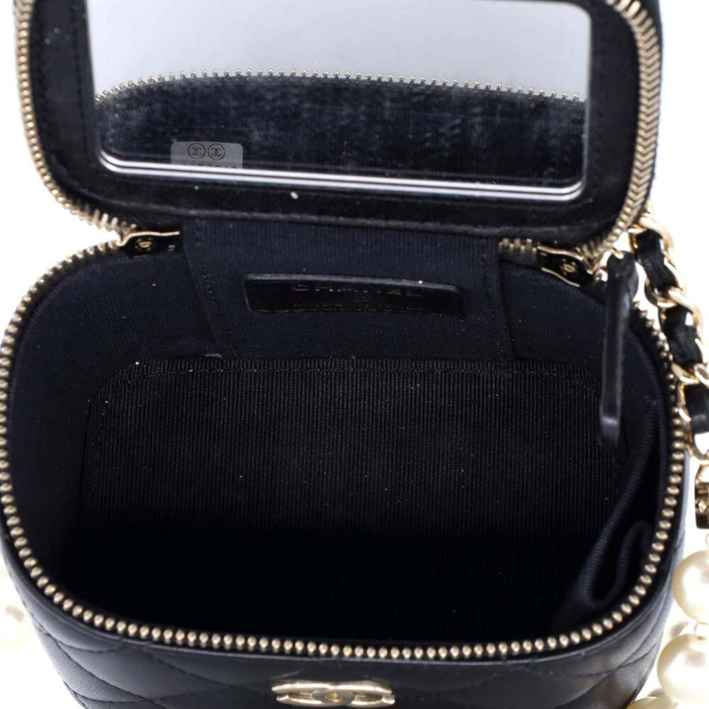 Chanel Vanity Case With Pearl Chain #241956C25B - Picture 9 of 13
